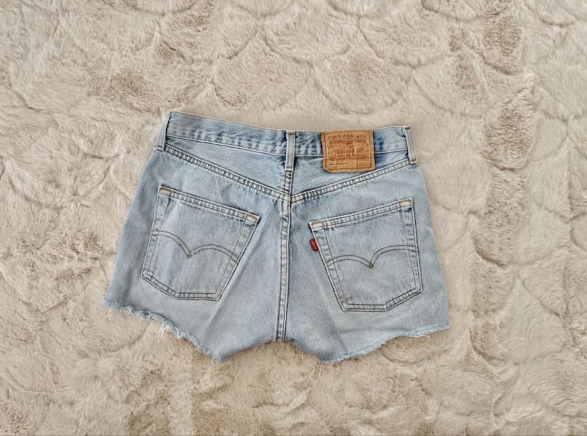 Levi's Jeans: Shorts LEVIS – Neu (gemäss Beschreibung) aus Dietikon von tsela77 1