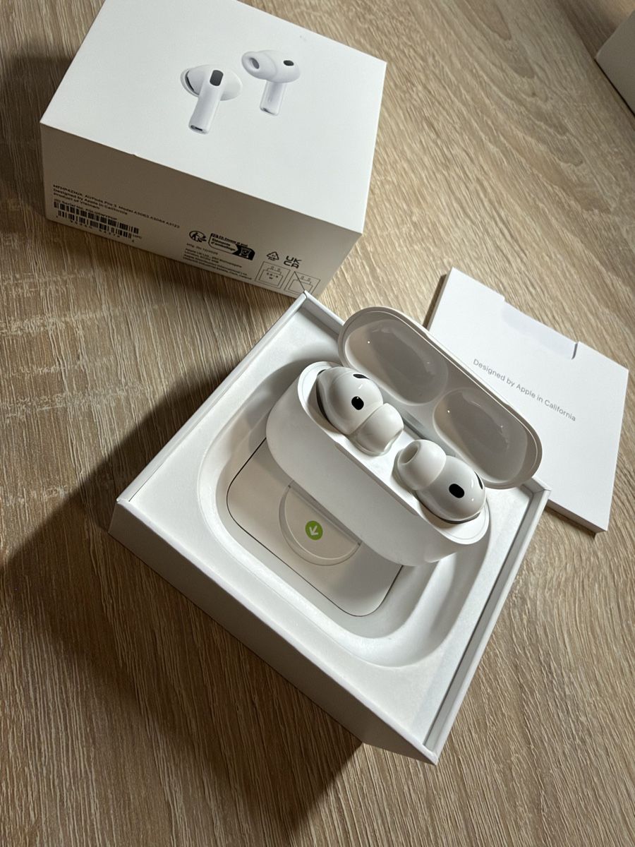 Apple Casques audio: AirPods Pro 3 – Neuf (Voir description) à Bulle par ped_c56d 1