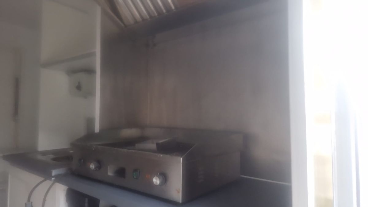 Wenk Rimorchi: Foodtruck/remorque – Usato da Noville venduto da Berlusconi55 7