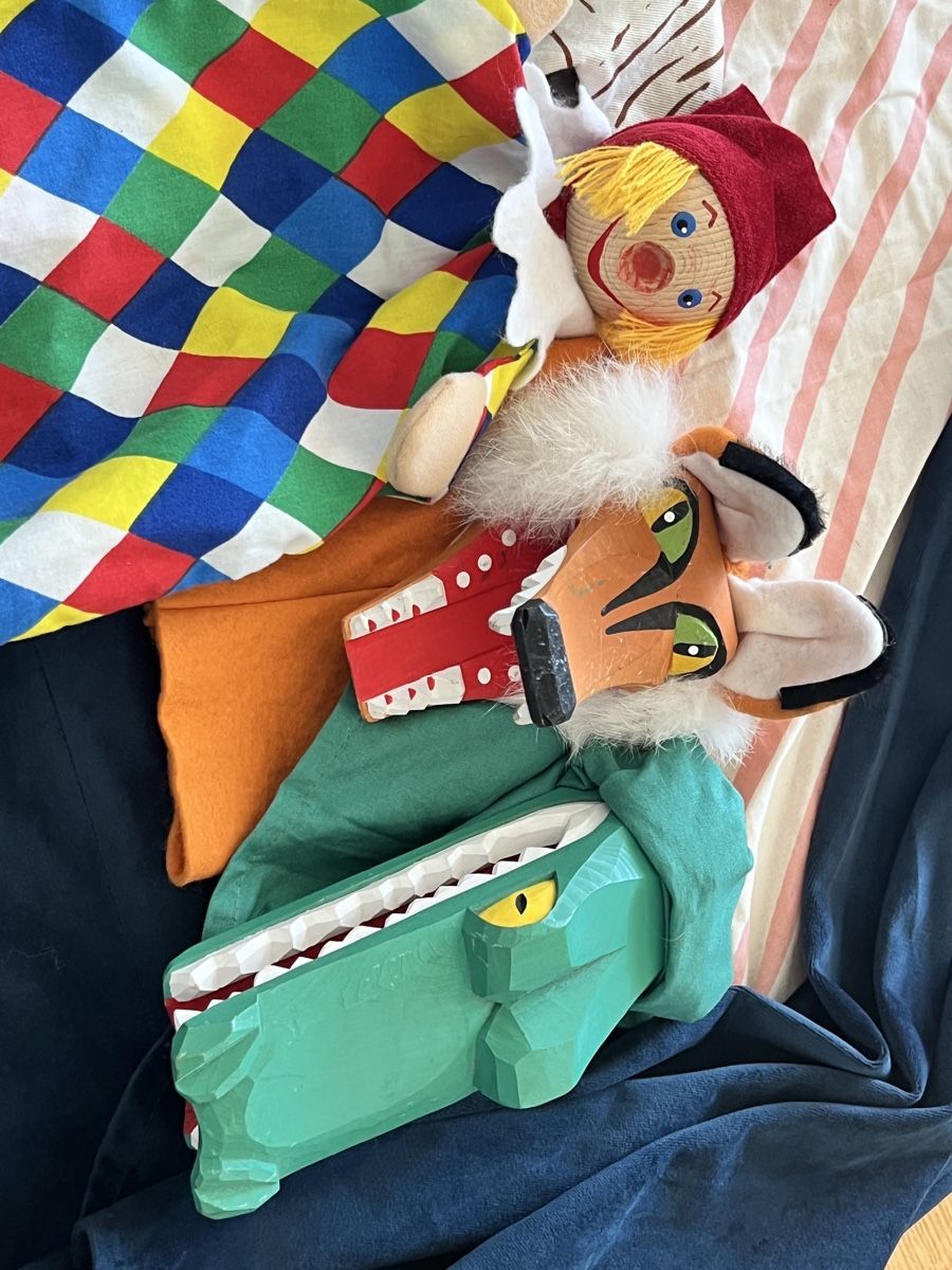 Jouets: Kasperletheater mit Figuren – D'occasion à Zuerich par Wipkingen_2025 4