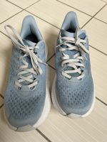 Hoka Mach 6 Damenschuhe Grösse 39.5 hellblau wie neu