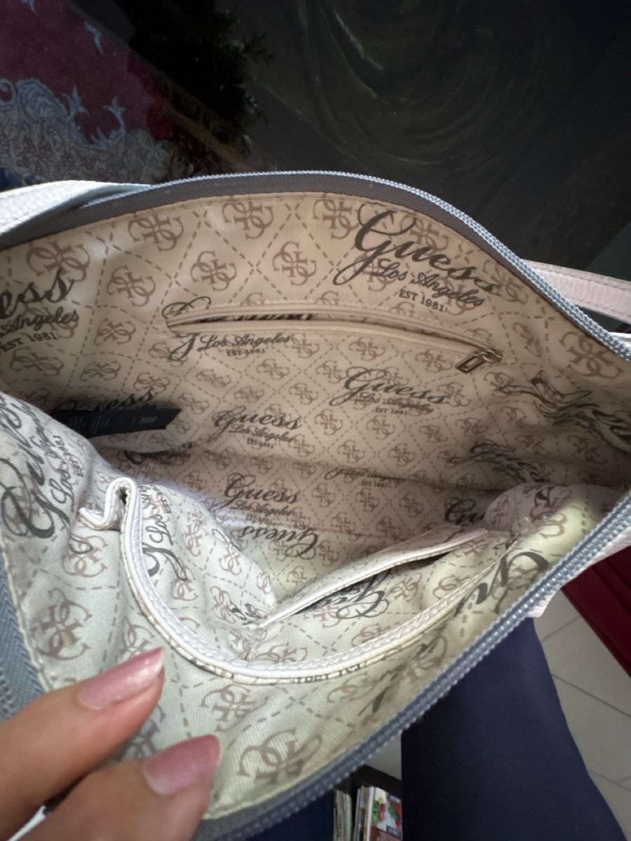 Guess Sacs femmes: Guess Handtasche, Top! – Neuf (Voir description) à Bellinzona par LuganoBoutique 3