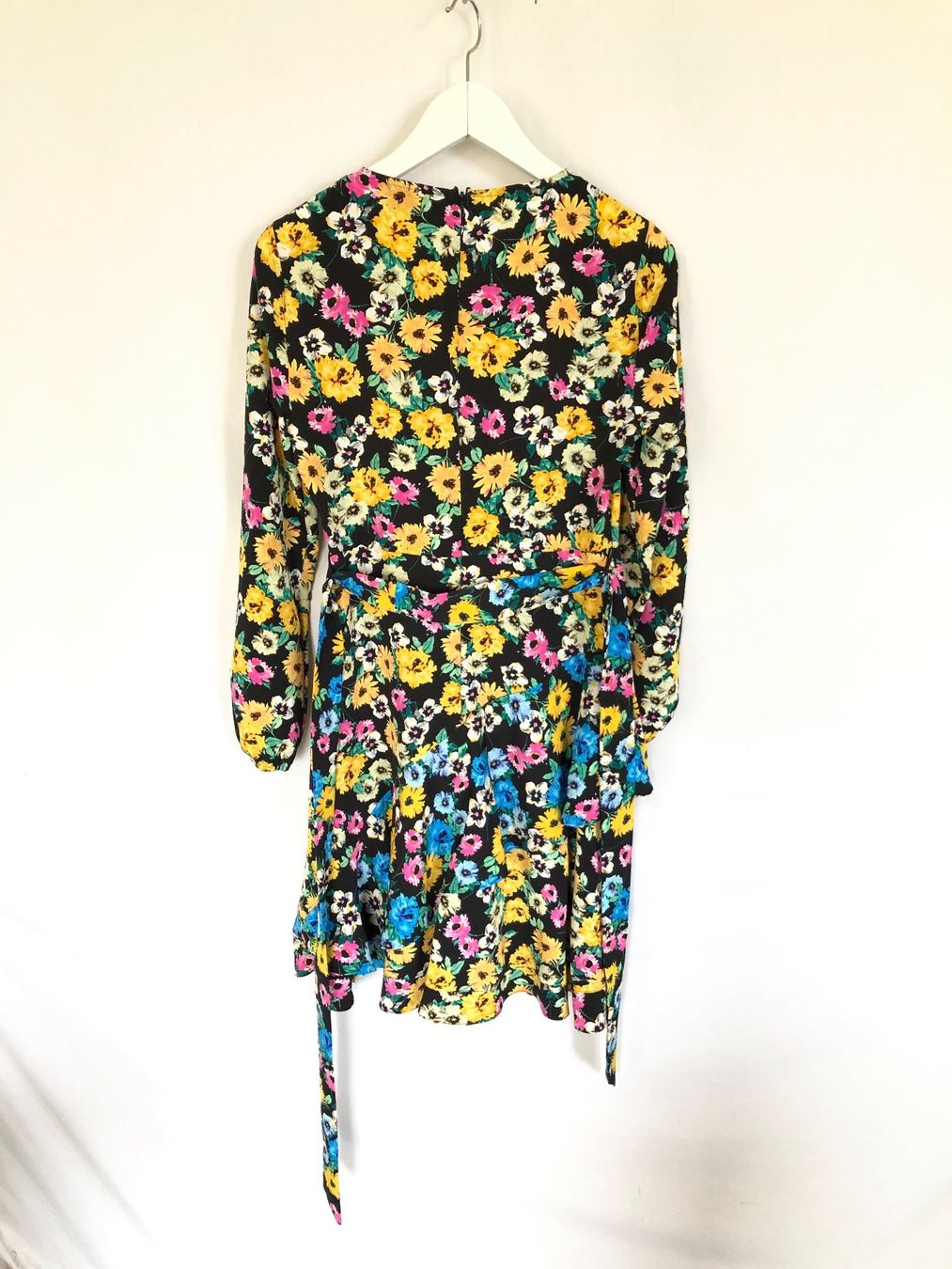 Vestiti: Robe à fleurs volantée Wallis taille 36 neuve – Nuovo e nell'imballaggio originale da Coppet venduto da Vanessamode 1