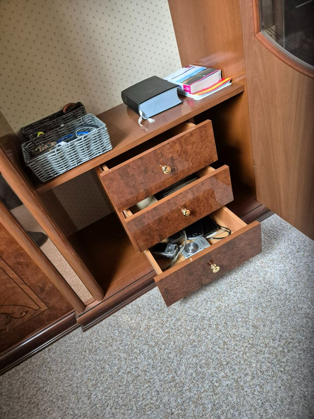 Armoires: Schrank – D'occasion à Weisslingen par Frischi4652 7