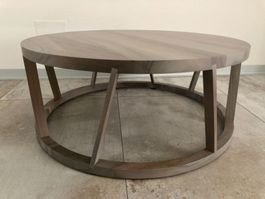 Tabble en noyer signée Rolf Benz parfait état