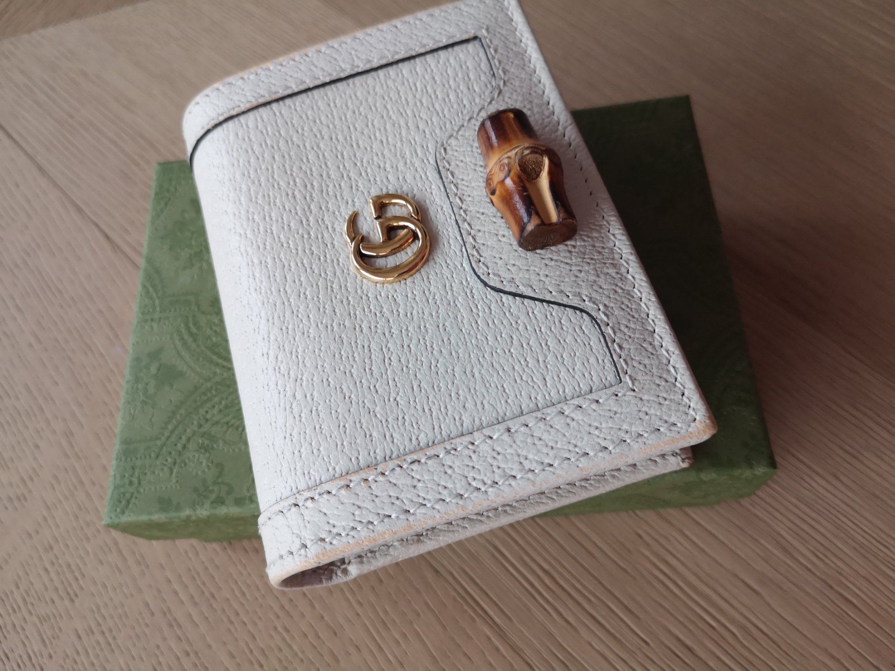 Gucci Portamonete: GUCCI Diana Portemonnaie – Usato da Wollerau venduto da Vinagoni 7