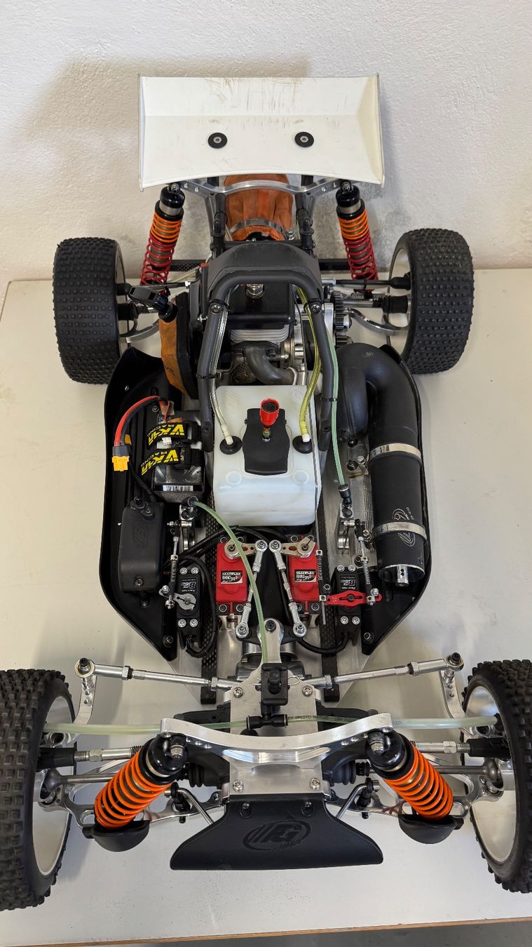 FG RC Kits de montage: FG Leopard 4 Competition 4WD – D'occasion à Kilchberg ZH par Jezi 3