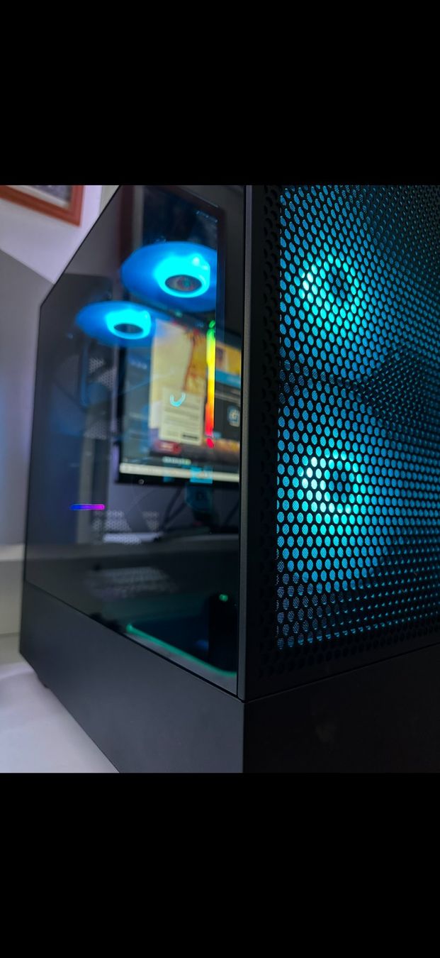 Amd PC: Mid-High End Gaming PC (AMD) – Usato da Uster venduto da noe_lvt5 2