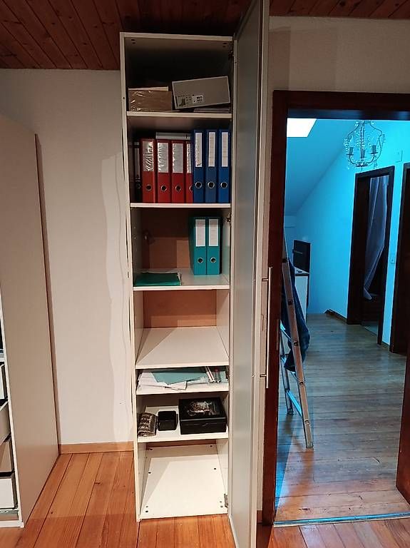 Armadi: Schrank mit Glastür – Usato da Staufen venduto da leo_d5c7 1