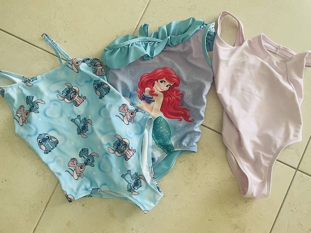 Costumi da bagno & Bikini: 3er Set Badkleid  grösse 120/122 – Usato da Oberwil BL venduto da Jenny8