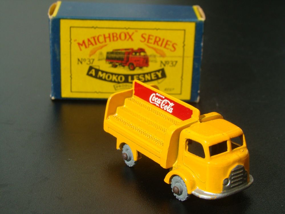 LESNEY MATCHBOX N°60 - CAMION SITE HUT TRUCK (échelle 1:64) EUR 35,00