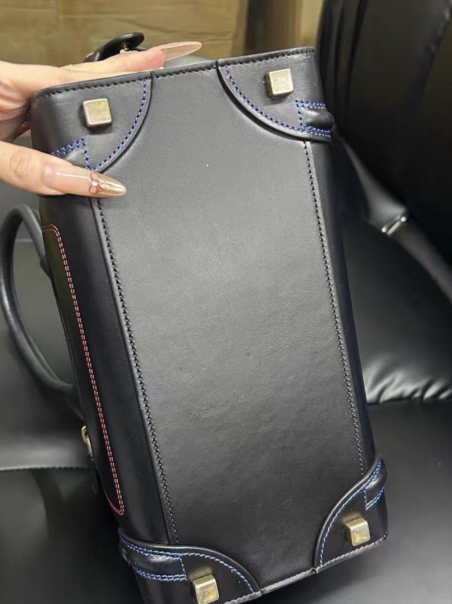 Celine Taschen für Damen: Céline Micro Luggage – Gebraucht aus Zürich von viv_q97j 4