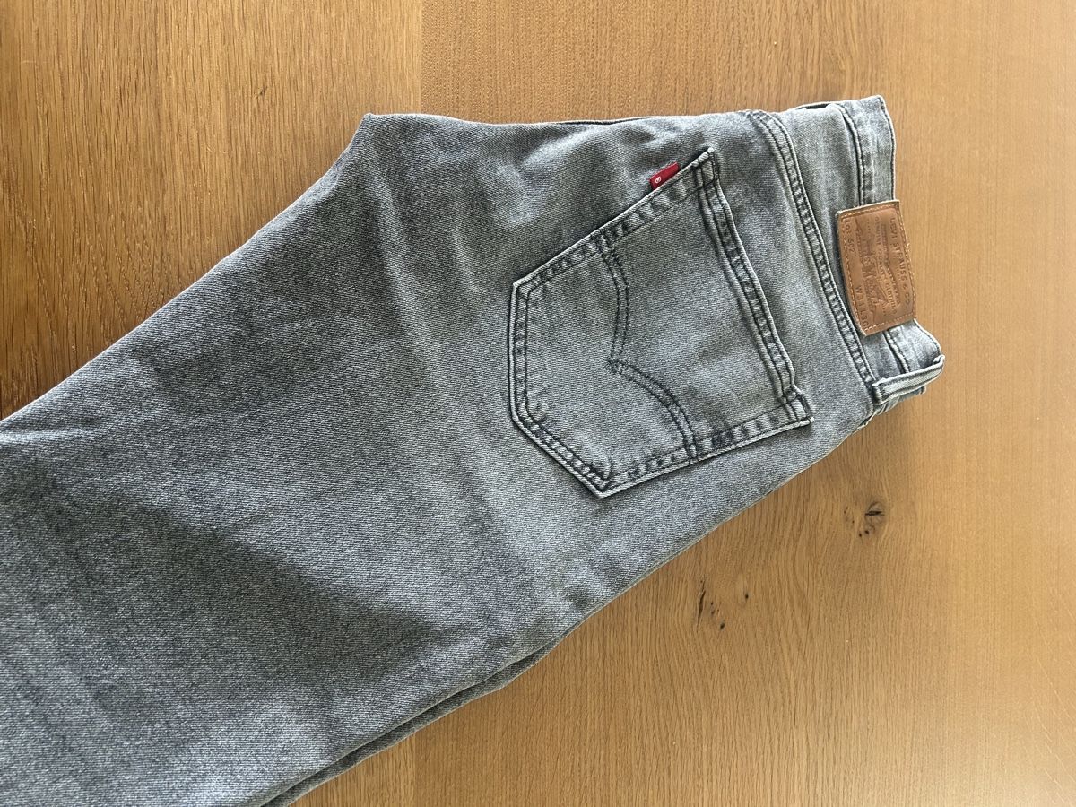 Levi's Jeans: Jeans Levi’s 502, Grau – Nuovo (secondo la descrizione) da Luzern venduto da Mika_Lu 3