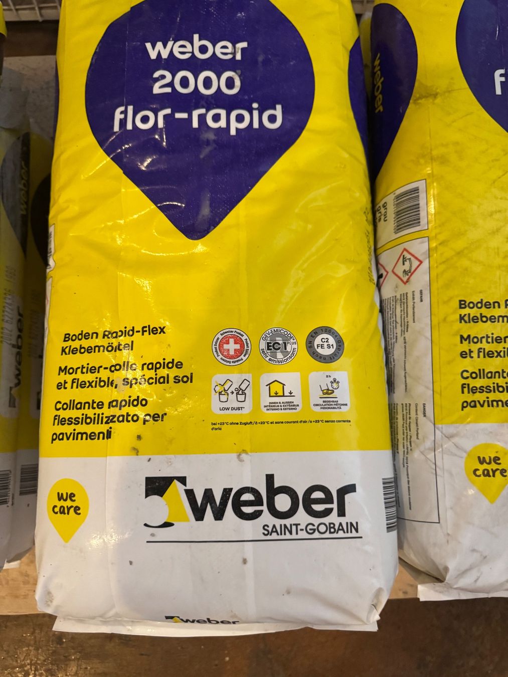 Materiale di riempimento: 6 Säcke Weber Boden Rapid-Flex Klebemörtel 2000 flor-rapid – Usato da Aarwangen venduto da rudolf1960 2