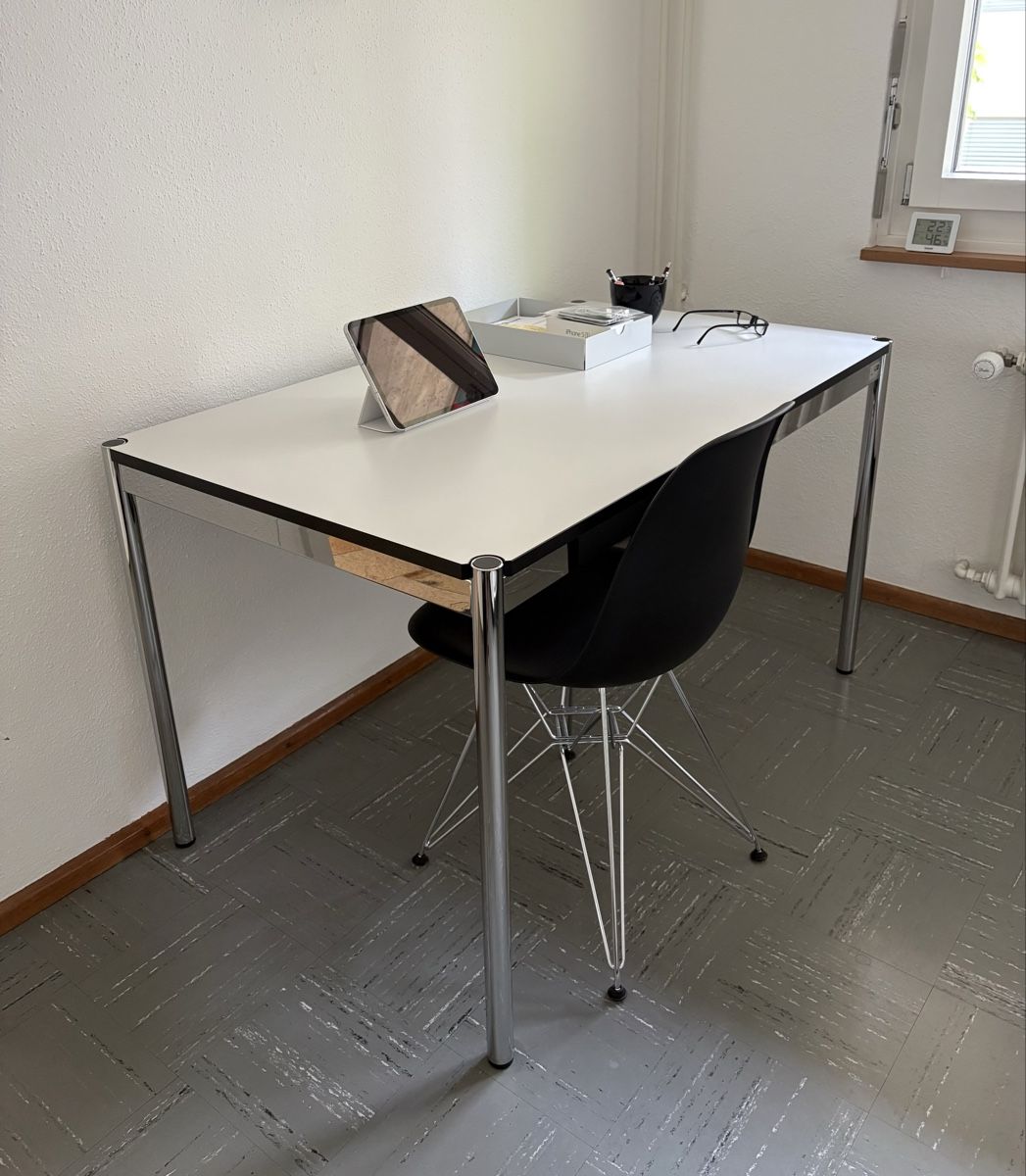 Tavoli: USM Haller Tisch perlgrau 125 x 75 – Usato da Basel venduto da goofy2011