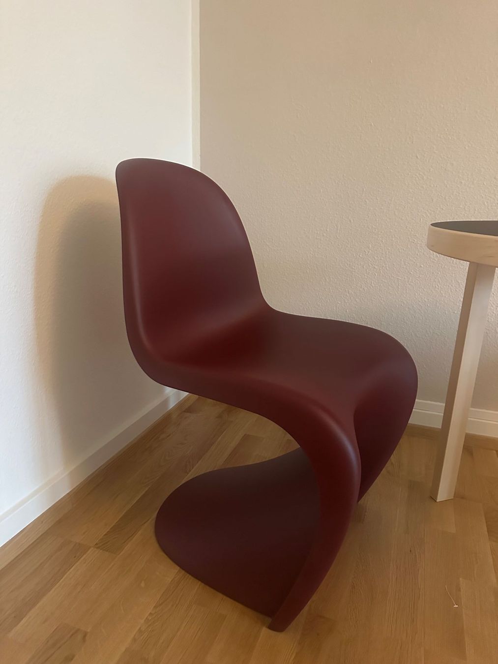 Vitra Sedie: Panton Chair bordeaux - Vitra – Usato da Zürich venduto da sim_2xcc
