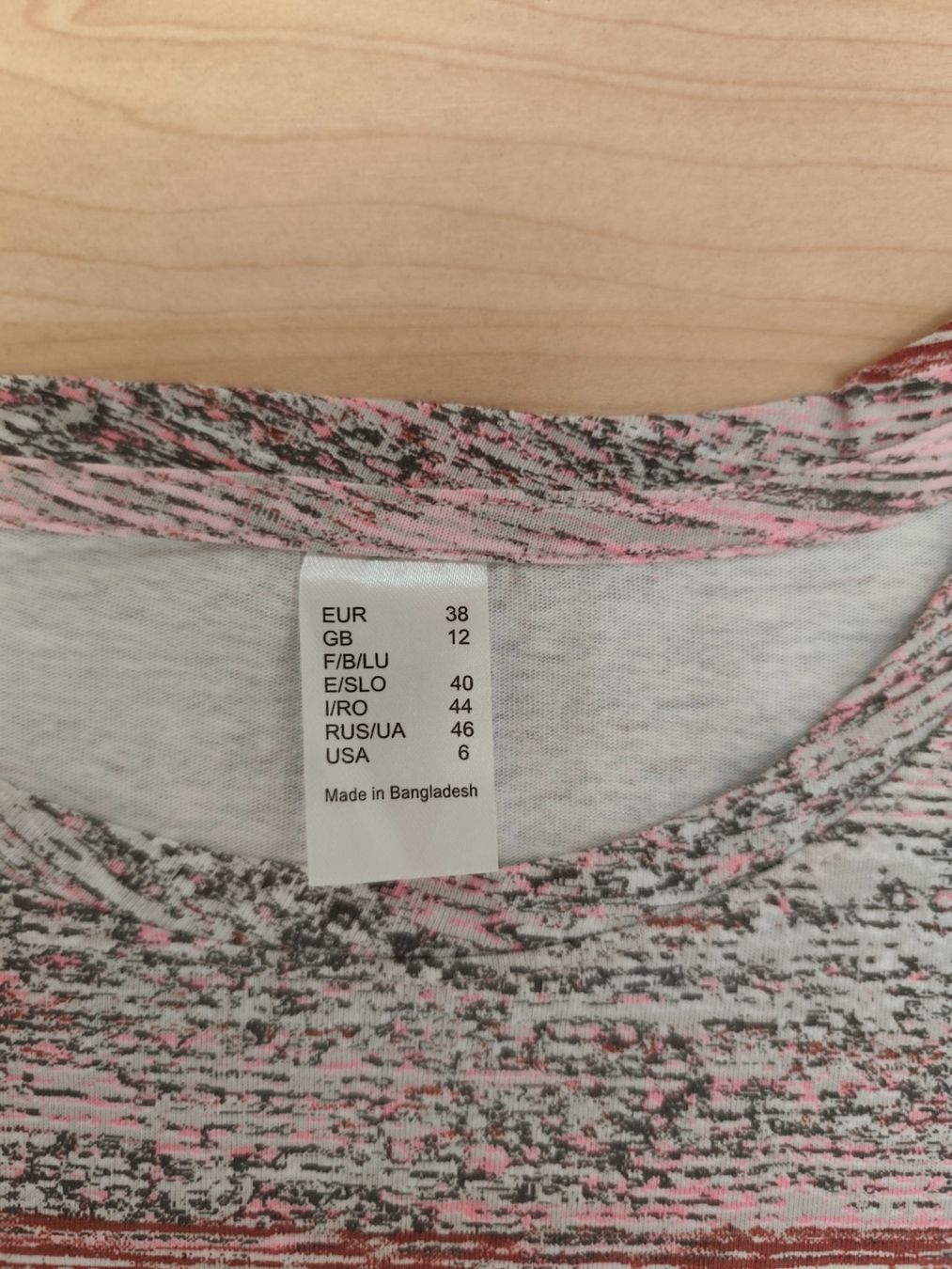 T-shirt: T-Shirt Gr. 38, gestreift, kurzarm – Nuovo (secondo la descrizione) da Eschenbach LU venduto da Orchi 1