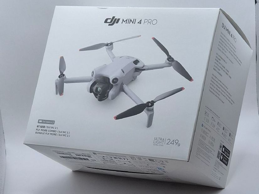 DJI RC Kits de montage: DJI Mini 4 Pro Fly More Combo RC 2 + Koffer & ND-Filter – Neuf (Voir description) à Ebmatingen par Campbelli