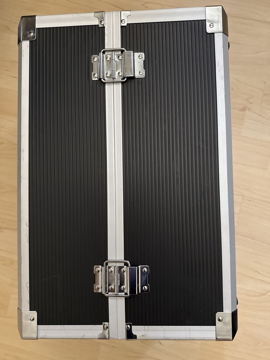 Make-up: Pro Aluminum Cosmetic Makeup Case Organizer - Used – Neu (gemäss Beschreibung) aus Neirivue von naz_z28w 5