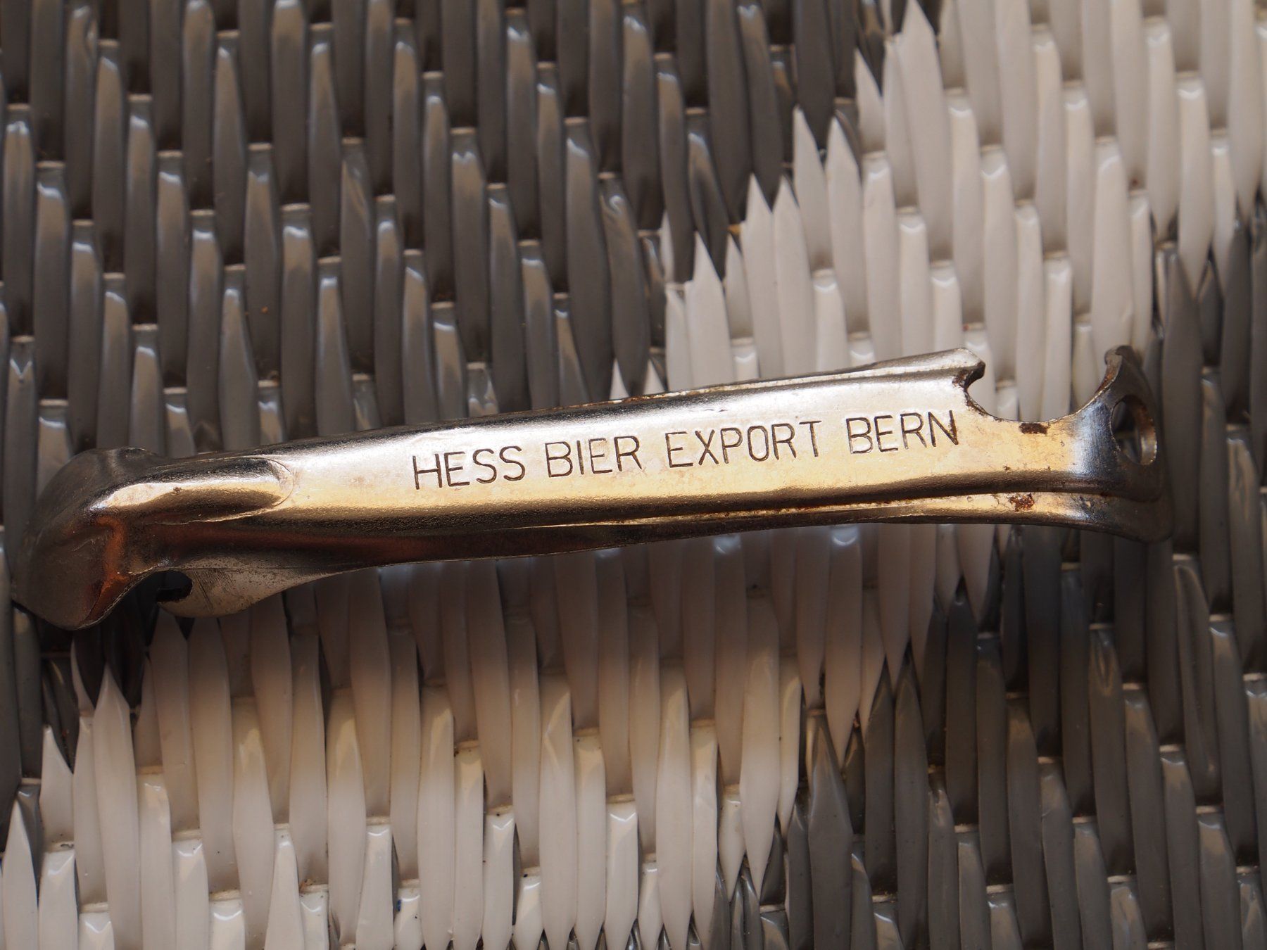 Flaschenöffner & -verschlüsse: 29. HESS bier export Bern vintage ouvre-boîte décapsuleur – Gebraucht aus Ovronnaz von Etagne68 5