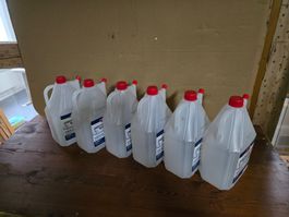 6x leere gebrauchte 5l Plastikkanister ab 1.-