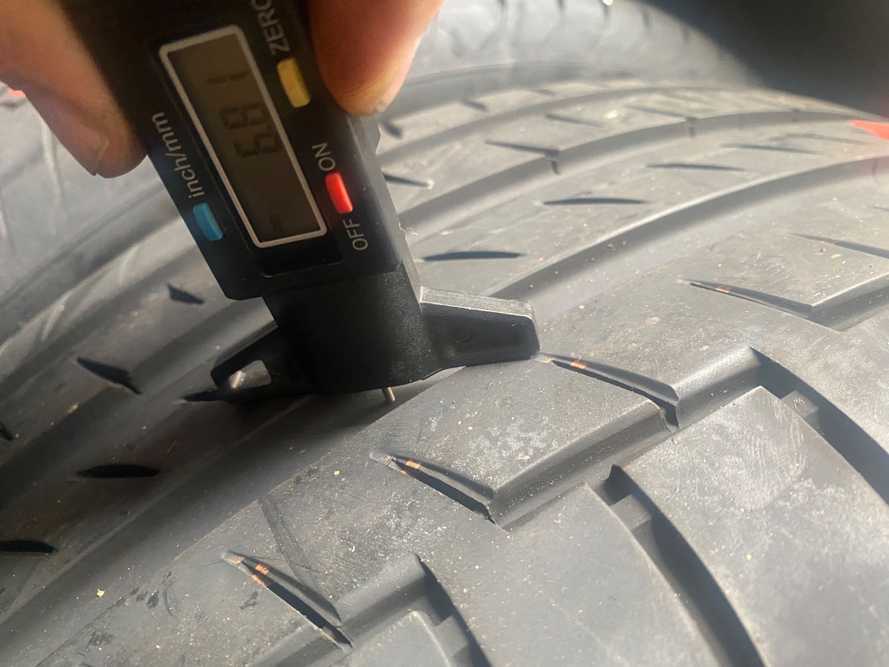 Continental Pneumatici & Ruote complete: 245/45R20 – Usato da Widen venduto da Dinero02 6