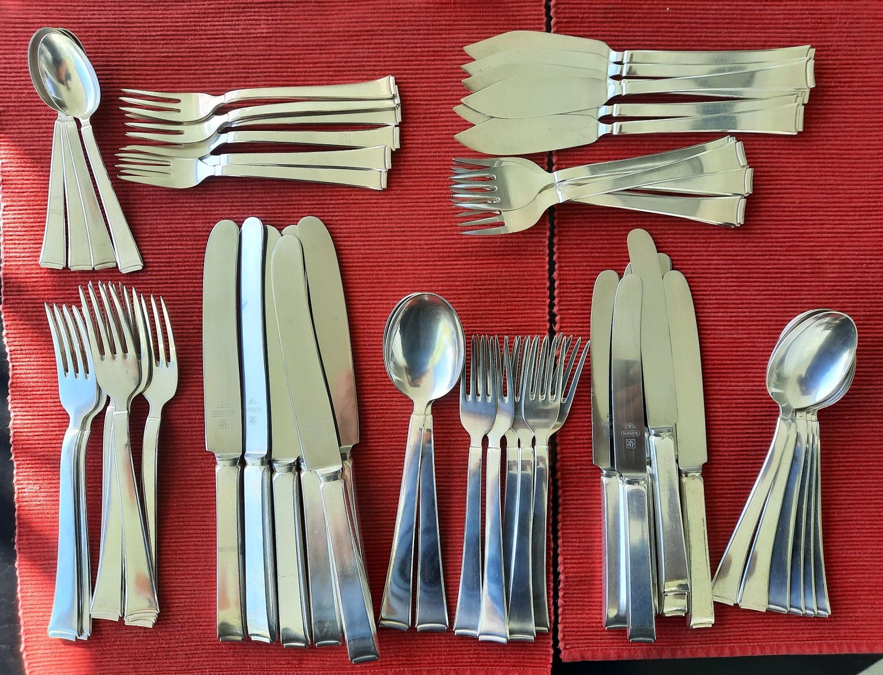WMF Set di posate: WMF Besteck Art Deco 2500 / "Bauhaus" - 54 Teile – Usato da Wetzikon ZH venduto da Frischbach
