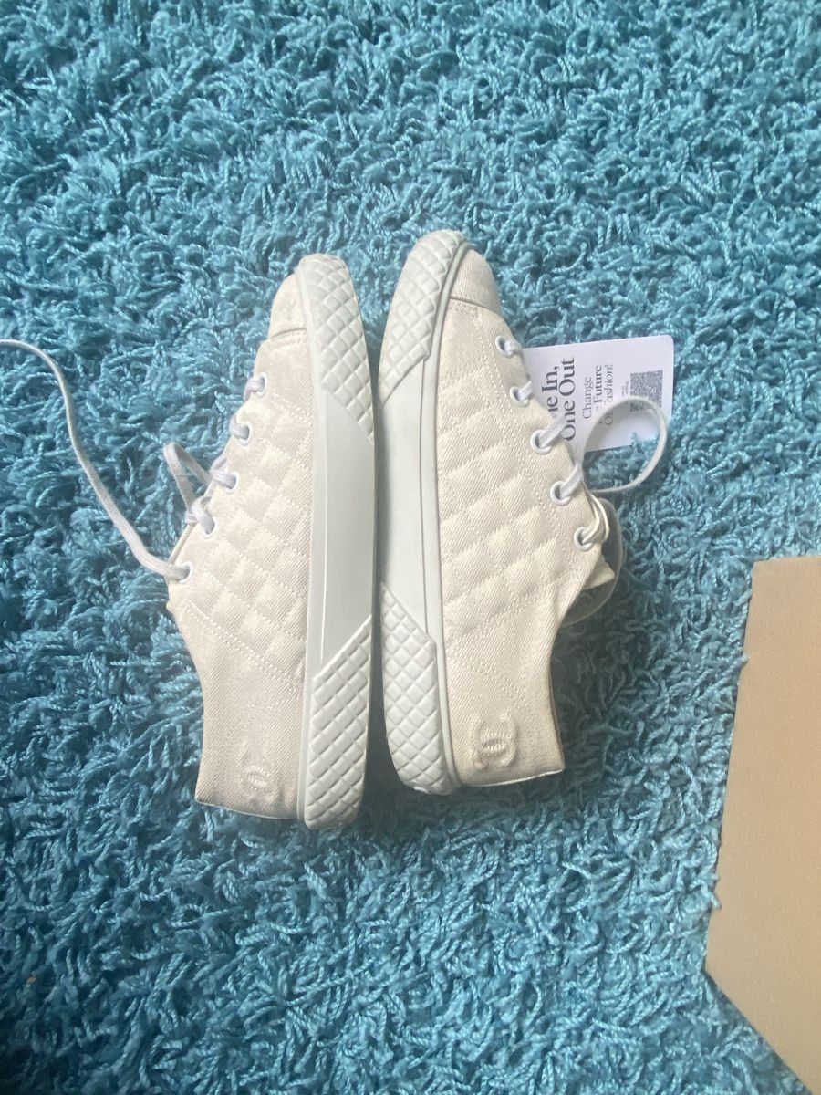 Chanel Scarpe da donna: Chanel Beige shoes Size 39,5 – Usato da Kloten venduto da liu_65tx 2