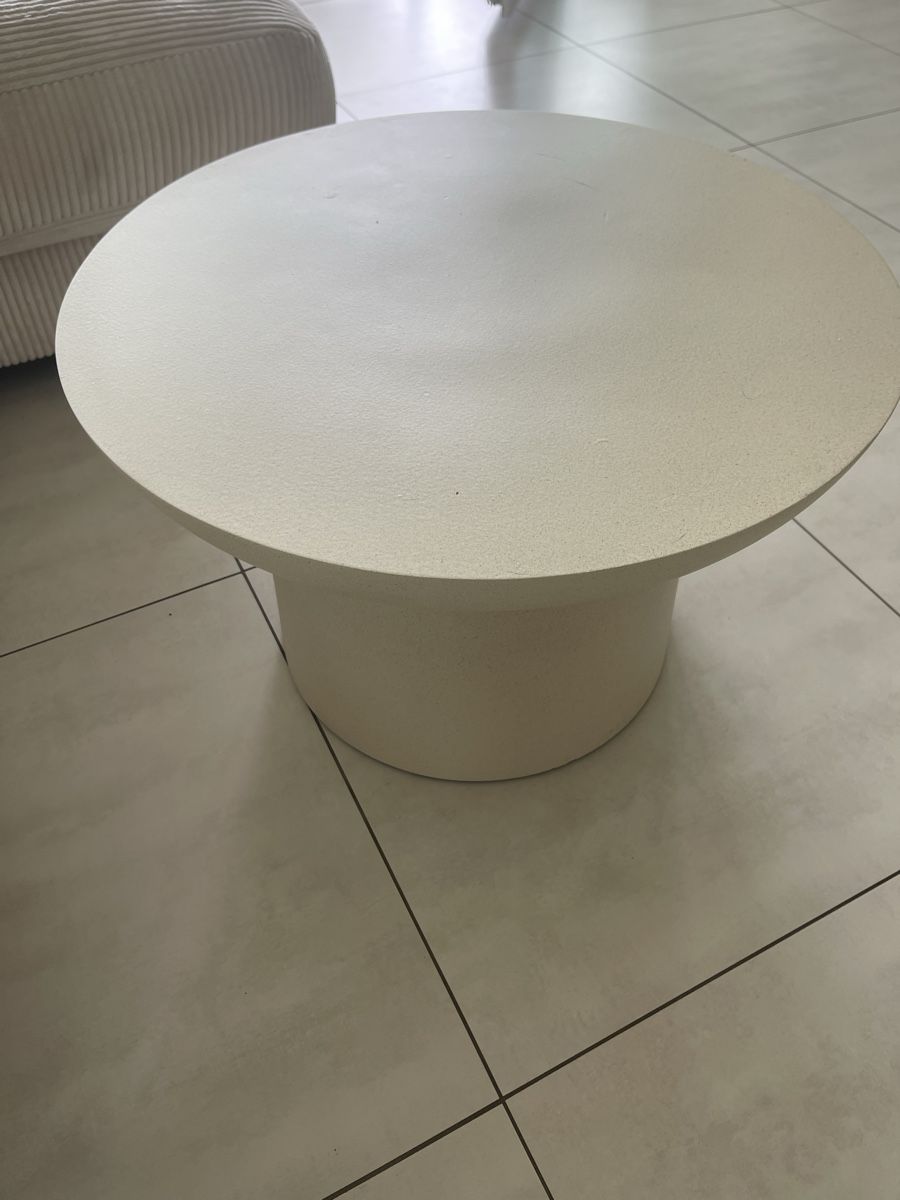 Tables: Table basse beige en fibre-ciment – Neuf (Voir description) à Delémont par lea_mm89 1