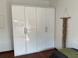 Hochglanzschrank weiss, Länge 200 cm
