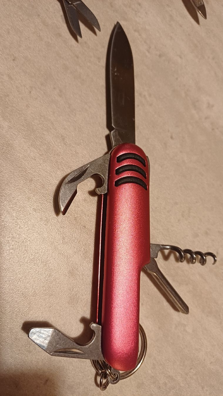 Couteaux de poche: 8 Sammel Sackmesser  – D'occasion à Flawil par Naphtali 9