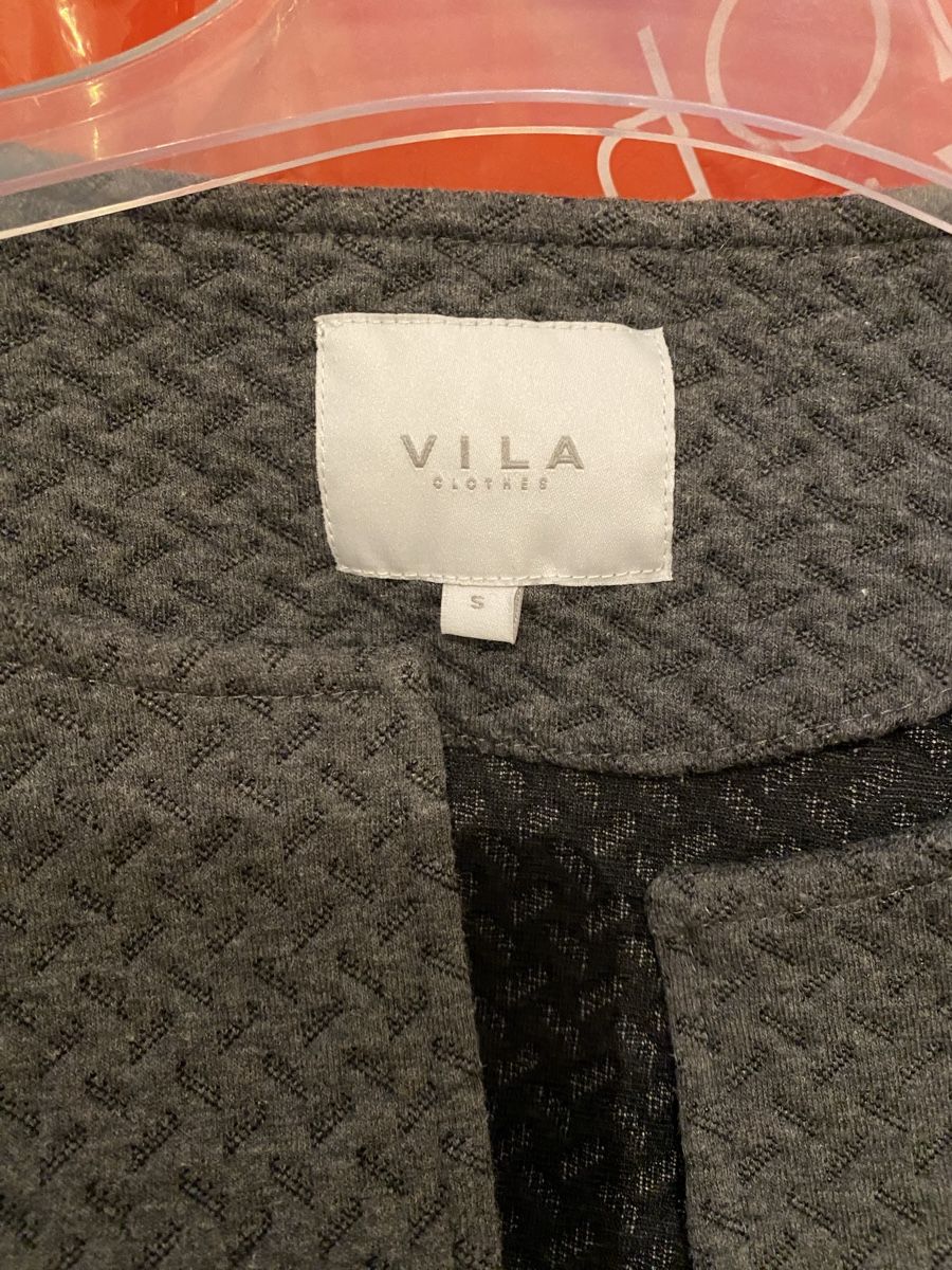 Vila Giacche: Veste – Nuovo (secondo la descrizione) da Fribourg venduto da SimoneA13 2