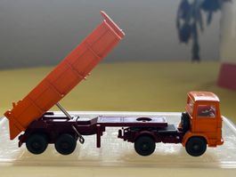 Wiking Nr. 677/9 Mercedes Hinterkipper Orangegelb ohne OVP