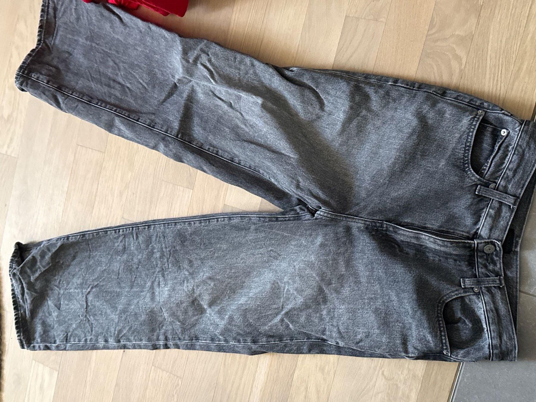 Jeans: moderne Damen Jeans  S – Usato da Amriswil venduto da used2use