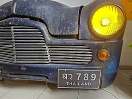 Ford Zephyr Bar Automöbel mit Beleuchtung und Holzkasten