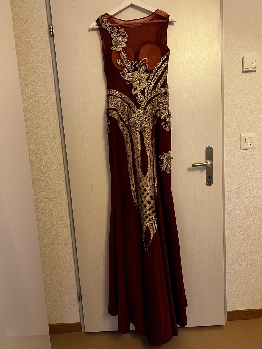 Kleider: Abendkleid – Gebraucht aus Spreitenbach von limi223 3