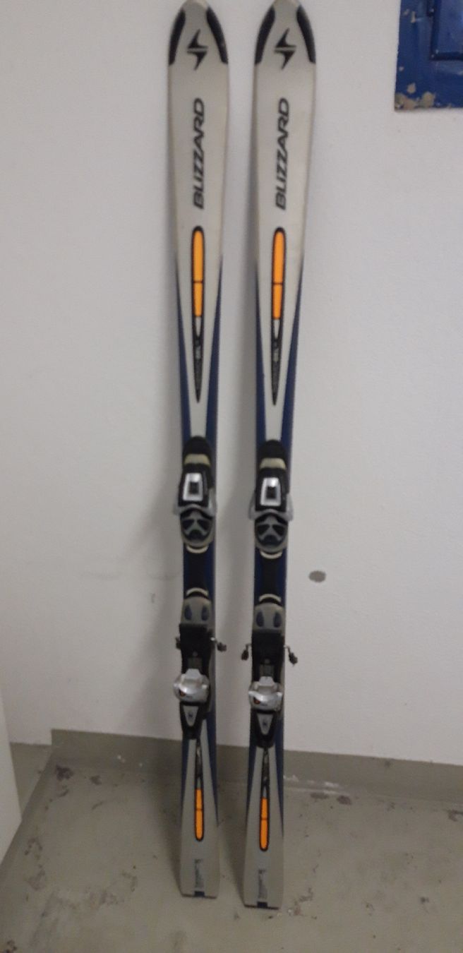 Blizzard Skis: Ski Blizzard – D'occasion à Burgdorf par Hodel1