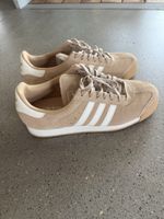 Baskets Adidas SAMOA beige taille 42,5 UE