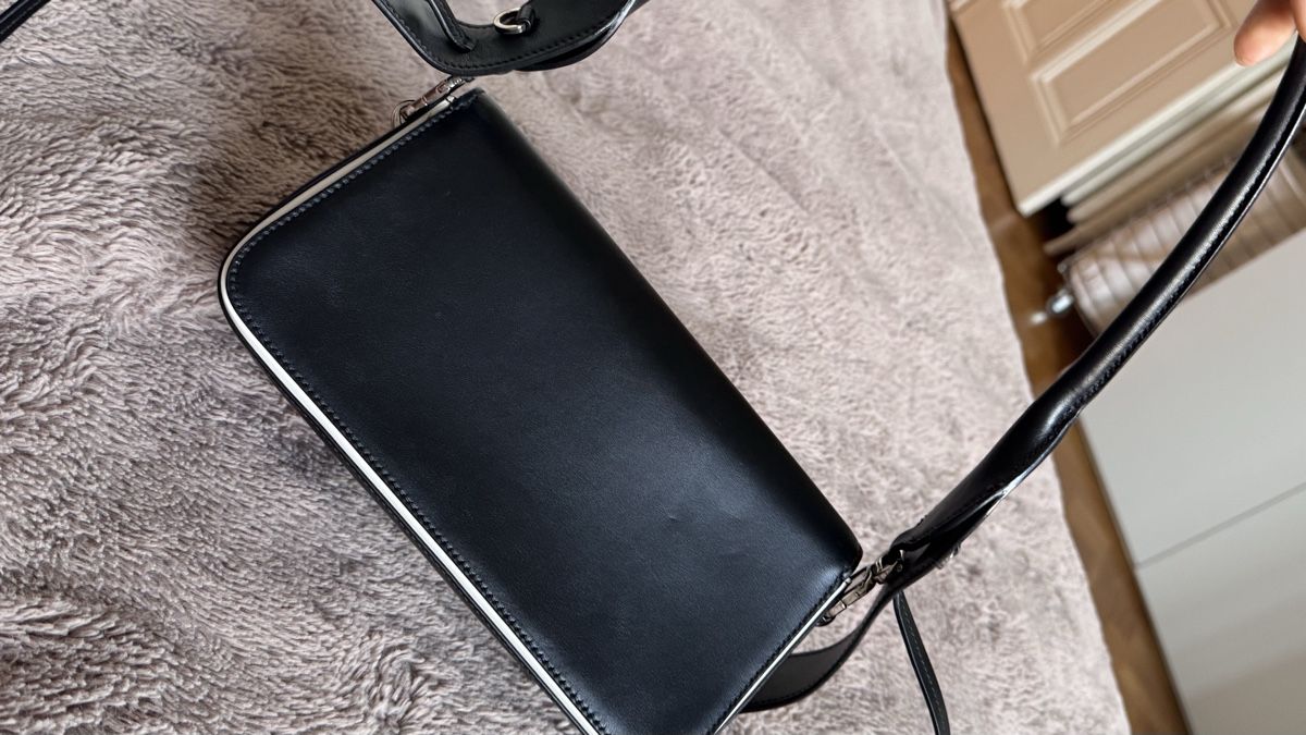 Prada Sacs femmes: Prada bag – D'occasion à Genève par val_5jbf 4