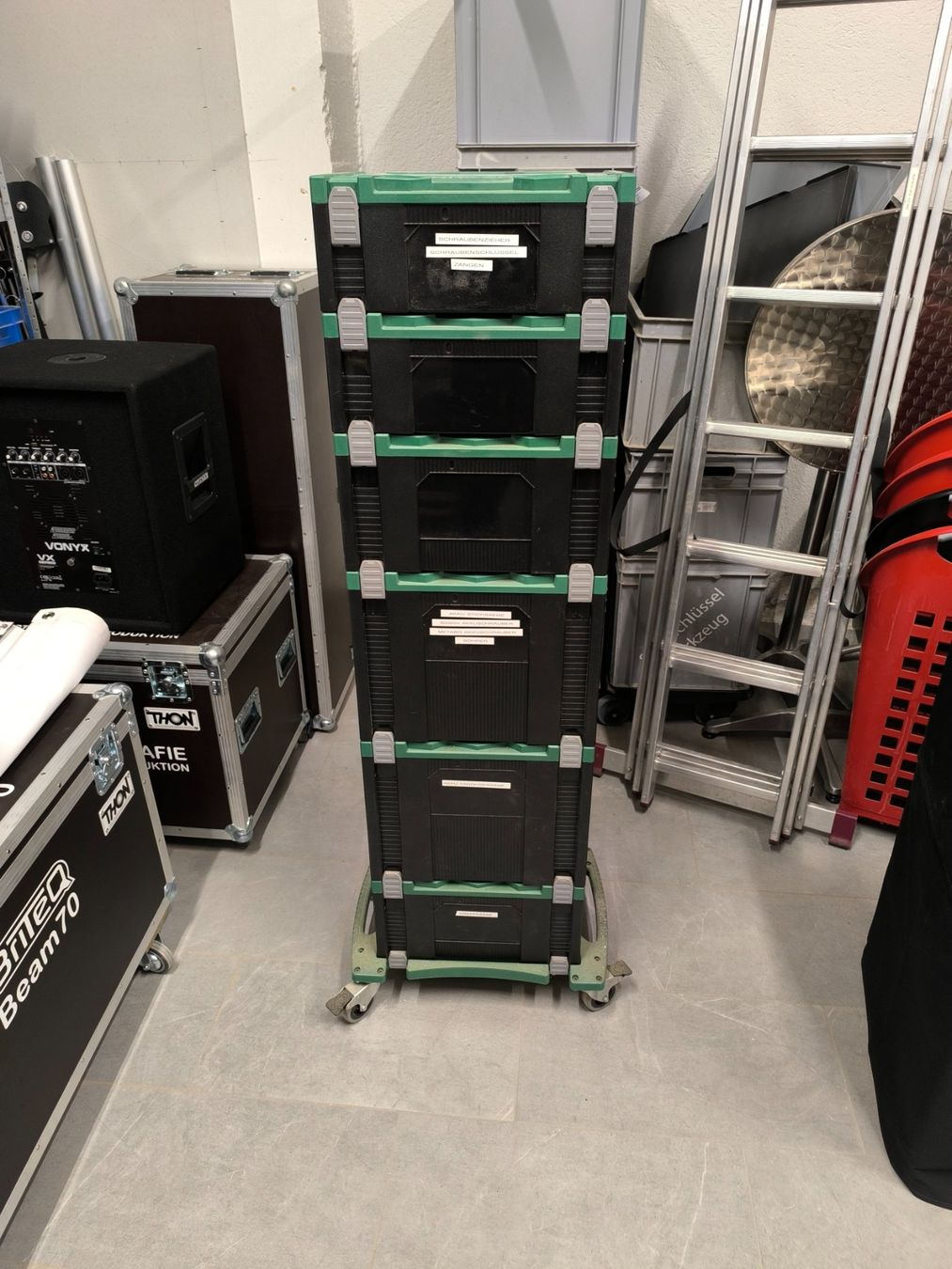 Valigie & Borse: Hitachi System Boxen mit Trolly – Usato da Spiez venduto da Niceshop