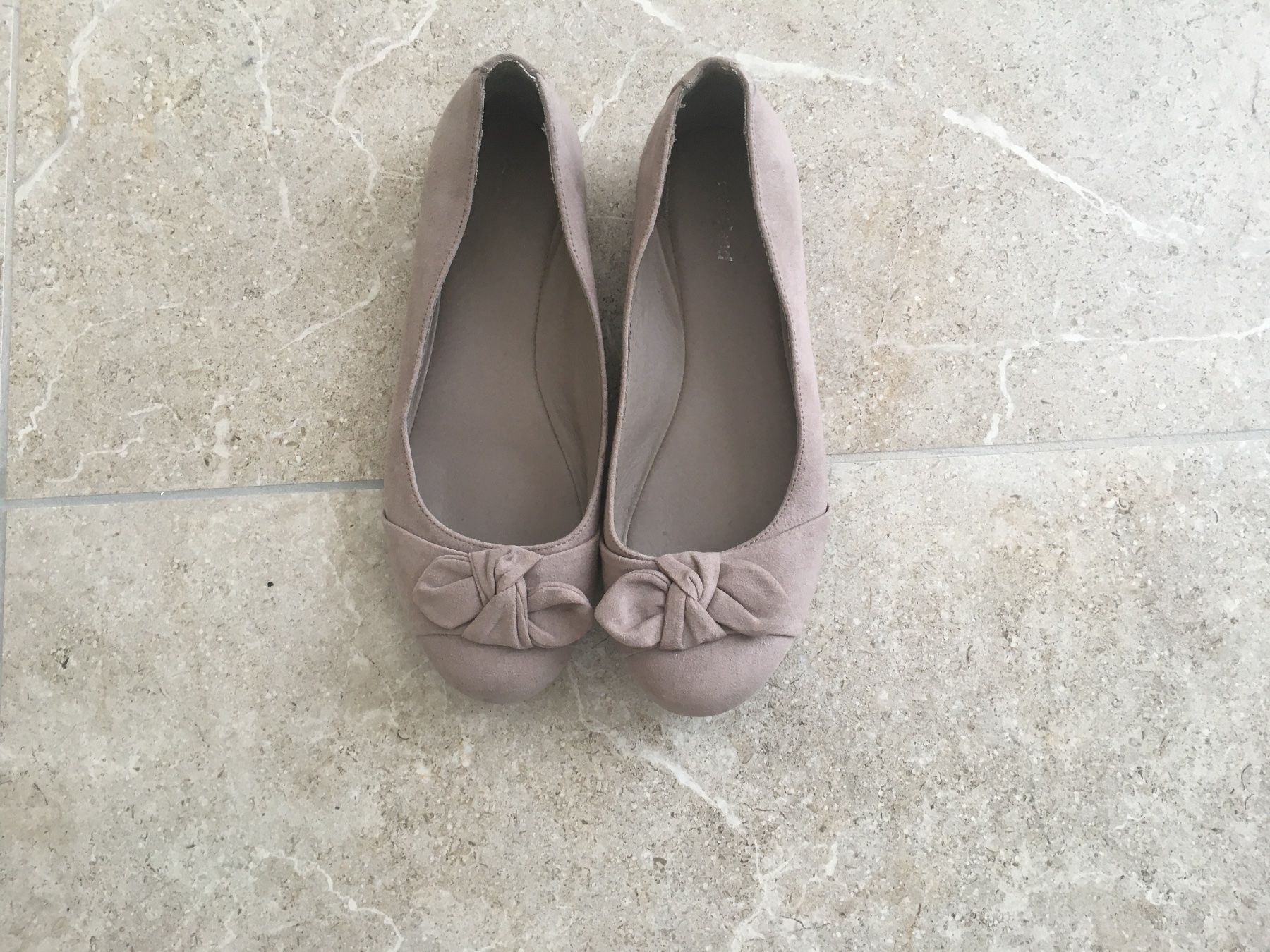 Graceland Scarpe da donna: Neuwertige Ballerinas Gr. 39 – Nuovo (secondo la descrizione) da Gächlingen venduto da Tara_devi