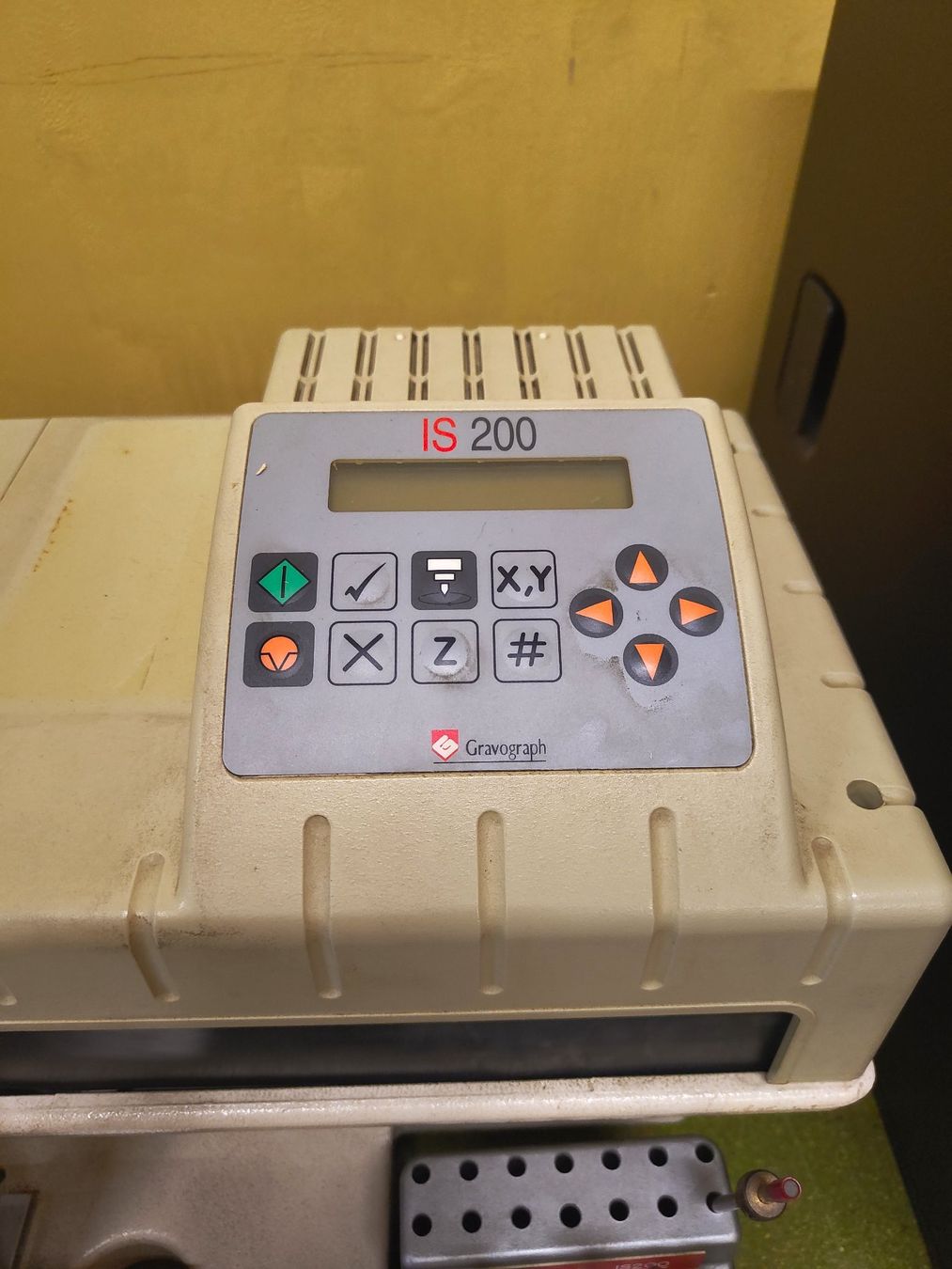 Tutte le macchine: Gravograph IS200 Graviermaschine – Difettoso da Emmenbrücke venduto da BlSi 2