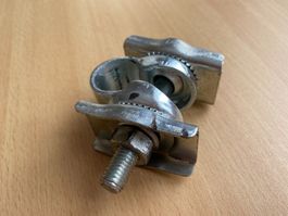 Collier/bride chromé Ø 22mm pour barre de selle