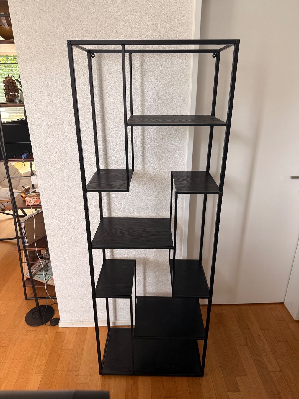 Scaffali: Regal aus Metall mit Holzplatten – Usato da Anglikon venduto da _stxphxnixbxll