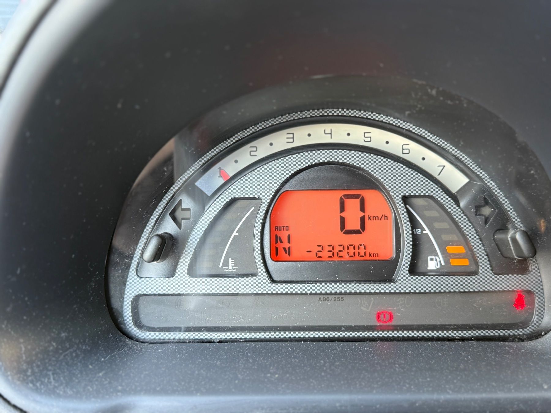 Citroën Automobili: Citroen C2 1.4 – Usato da Finsterhennen venduto da MotorROJDAutotechnik 1