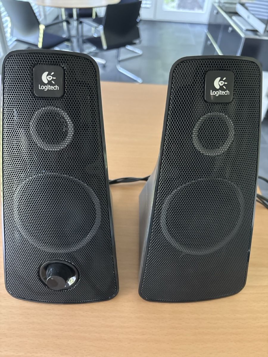 Logitech Casse acustiche: Logitech Lautsprecher Z120 Schwarz gebraucht – Usato da Zollikerberg venduto da albatros019