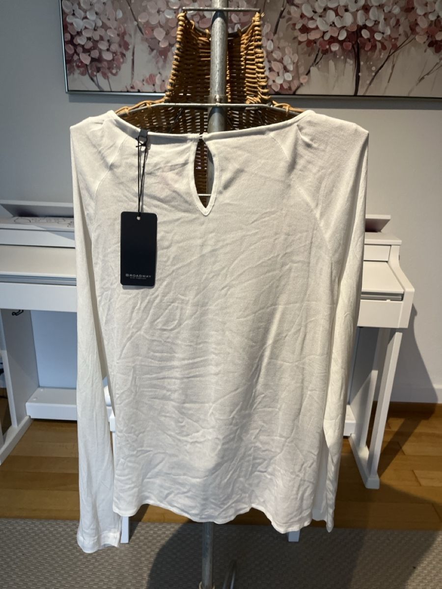 Pullover & Sweatshirts: Longsleeve von Broadway, neu, grösse L – Gebraucht aus Solothurn von Bobesch08 2