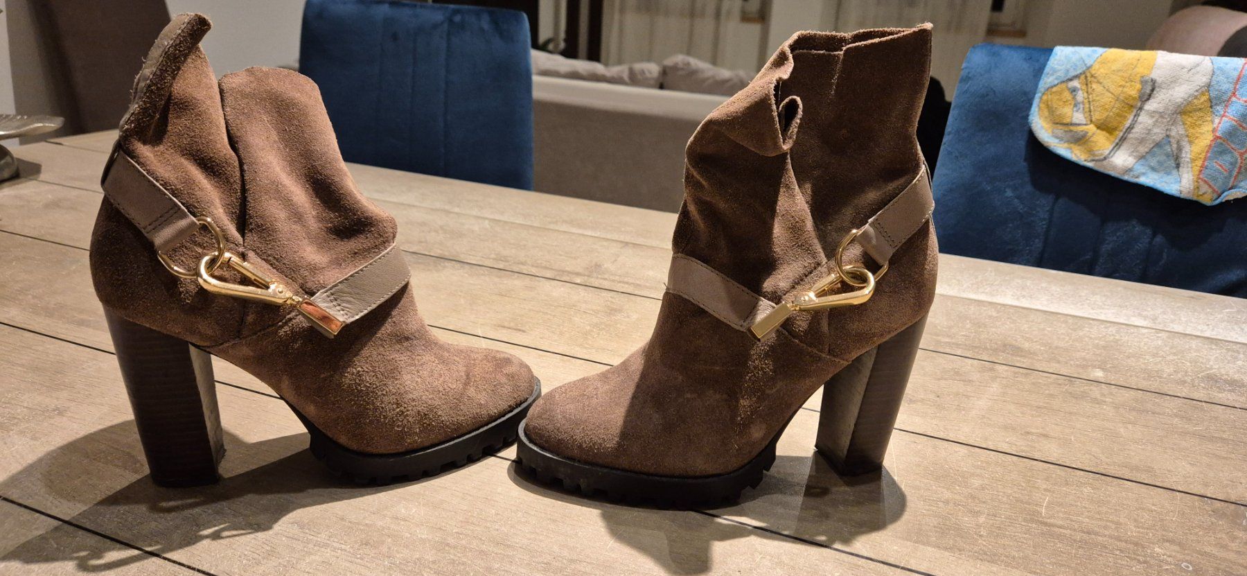Scarpe da donna: Bottines à talons point. 37 – Nuovo (secondo la descrizione) da Ste-Croix venduto da kar_9x7w