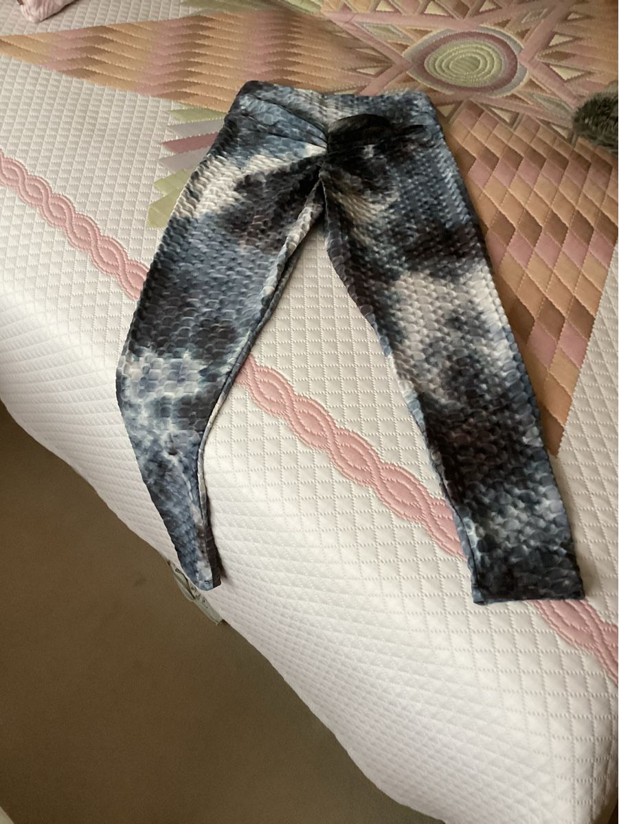 Leggings: Jogging- oder Yoga-Hose, Gr. M – Neuf avec emballage d'origine à Lausanne par Ulpet 2