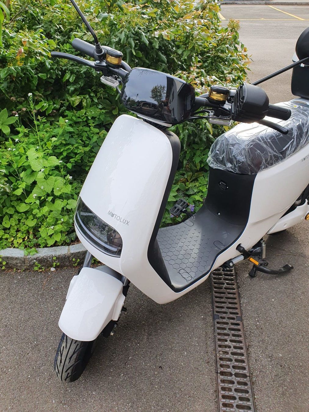 Scooters: Elektro - Scooter – Neu und originalverpackt aus Bünzen von Turbolino5 2